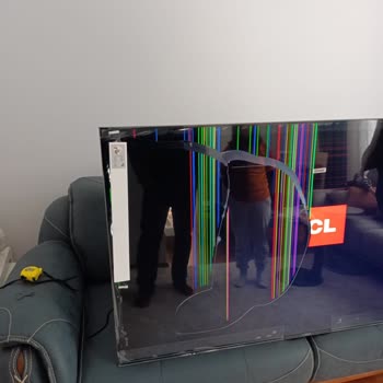 Kırık Televizyon Teslimatı Ve Yetersiz Müşteri Hizmeti Nedeniyle Mağduriyet