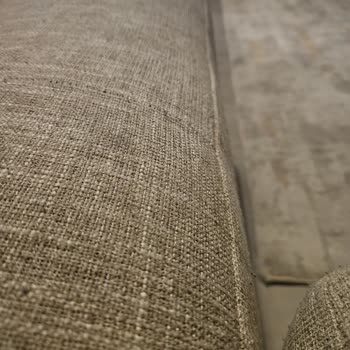 Aldığım Köşe Koltuk Kısa Sürede Yıprandı, Firma Çözüm Sunmuyor