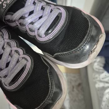 Kısa Sürede Hasar Gören Çocuk Ayakkabısına İade Veya Değişim Talebi