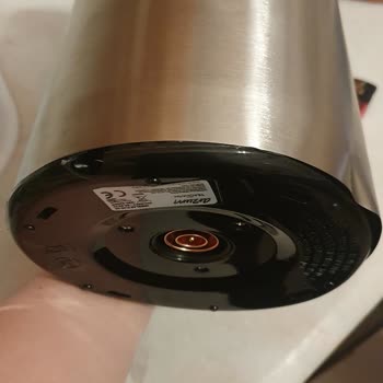 Hasarlı Çay Makinesi Ve Güven Sarsıcı Deneyim