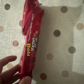 Eksik Bisküvi Ve İlgisiz Müşteri Hizmeti