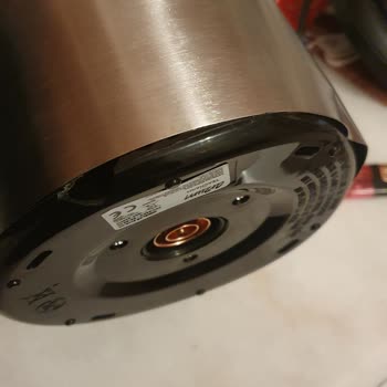 Sıfır Alınan Çay Makinesi Ezik Ve Kırık Çıktı, Mağdur Oldum