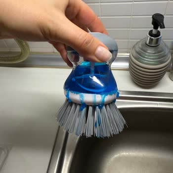 Yeni Alınan Bulaşık Fırçası Deterjan Haznesinden Sızdırıyor İade Talebim Var