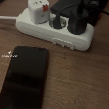 Spigen 20w Adaptör Cızırtı Ve Isınma Sorunu!