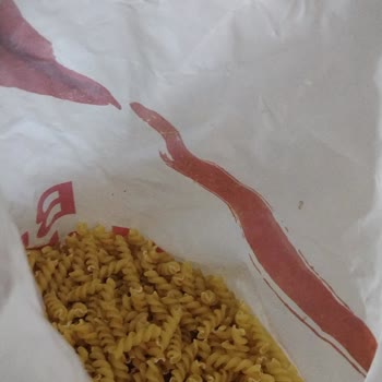 Aro Tarihi Geçmemiş Makarnadan Böcek Çıkması Güvenimi Sarsıyor!