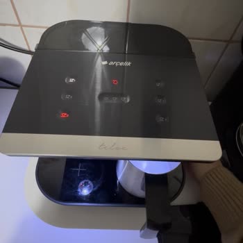 Arızalı Kahve Makinesi, Çözülemeyen Sorunlar Ve Değişim Talebi