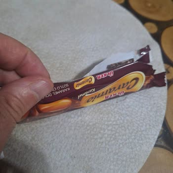 Aldığım Ülker Caramio Çikolata Küflü Çıktı Sağlık Endişesi Yaşadım