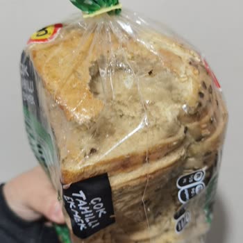 A101'den Aldığım UNO Ekmekte Hijyen Sorunu Ve Eksik Dilimler!