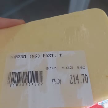 Kaya Çiftliği Küflü Peynir Nedeniyle Sağlık Endişesi Ve Mağduriyet!