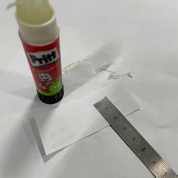 Pritt Yapıştırıcı Hiç Tutmuyor Ve Mekanizması Bozuk