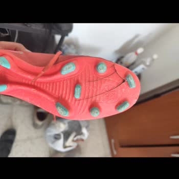 Kısa Sürede Deforme Olan Krampon Ve Yetersiz İnceleme Sonucu