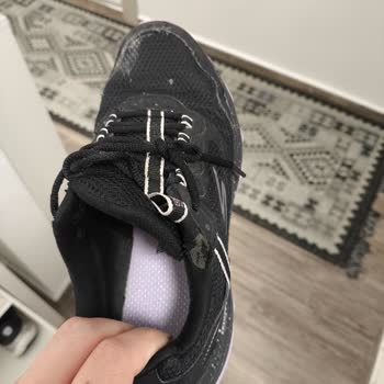 Skechers Ayakkabı 2 Ayda Parçalandı, Değişim Talebi Reddedildi