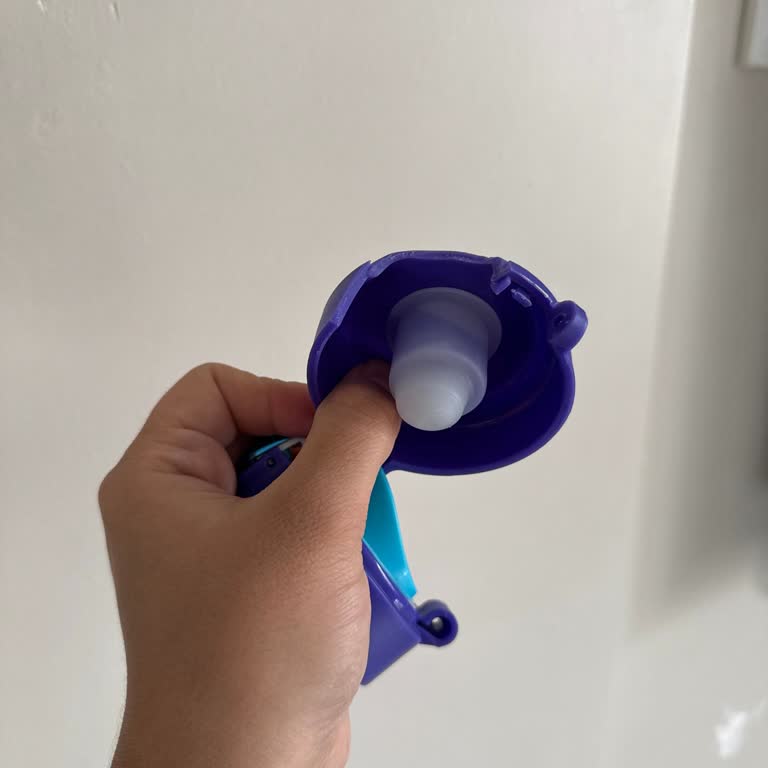 İlk Düşmede Kırılan Kapak Hayal Kırıklığı Yarattı