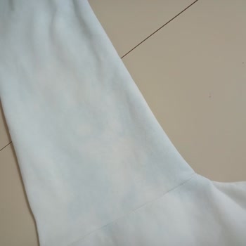 Yıkama Talimatına Uymama Rağmen Eşofman Takımının Boyası Aktı, Firma İlgisiz Kaldı