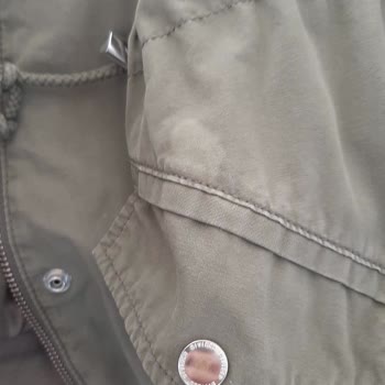 Açık Bırakılan Deterjan Nedeniyle Montum Kullanılamaz Hale Geldi, Mağaza İlgisiz Kaldı