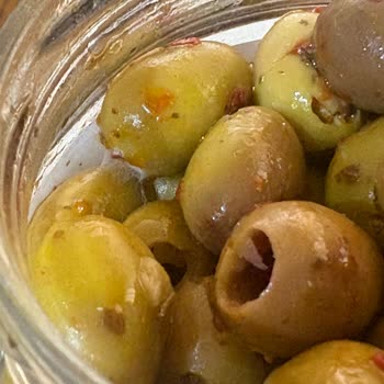 BİM'den Aldığım Zeytinde Küf Ve Sağlık Riski!