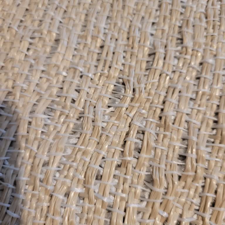 Ross Halı'dan Aldığım Üründe Kalitesizlik ve İade Sürecinde Kötü Davranış