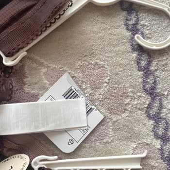 Kargodan Yıpranmış Ve Açılmış Paket Teslimatı Güvenimi Sarstı