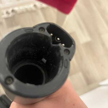 Dayanıksız Parçalar Ve Haksız Ücret: Philips Şarjlı Süpürgede Sürekli Kırılma Sorunu