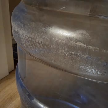 Erikli Su Damacanalarında Hijyen Ve Temizlik Sorunu