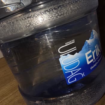 Erikli Su Damacanalarında Hijyen Ve Temizlik Sorunu