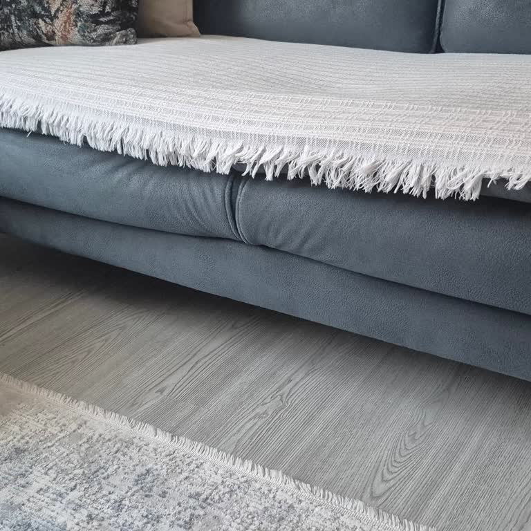 2,5 Yıl İçinde Çöken Koltuk Ve Yetersiz Servis Desteği