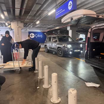 Otoparkta Düzensiz Park Ve İlgisiz Güvenlik Görevlisi Mağduriyeti