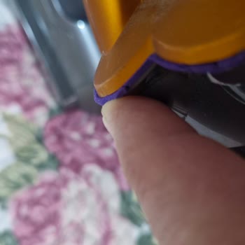 Dyson V12 Süpürgemdeki Deformasyon Ve Performans Kaybı Sonrası Hayal Kırıklığı