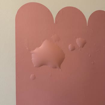 Duvar Stickeri Duvarıma Ciddi Zarar Verdi, Ücret İadesi Talep Ediyorum