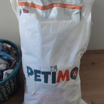 Migros Açık Ve Kirli Kedi Maması Gönderildi, İade Talebim Reddedildi