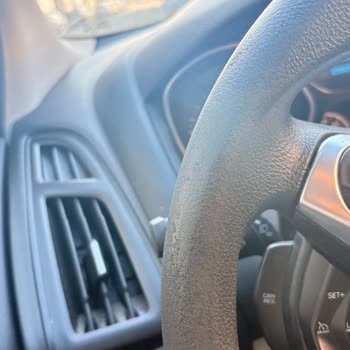 Ford Focus Direksiyonunda Erken Deformasyon Ve Ücretsiz Değişim Talebi