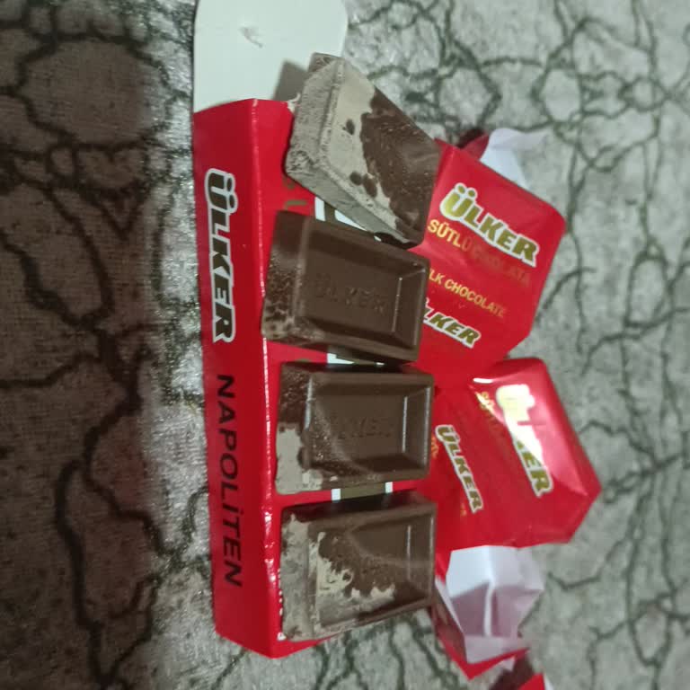 Satın Aldığım Çikolata Bozuk Çıktı, İade Veya Değişim Talep Ediyorum