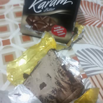 Son Kullanma Tarihi Geçmemiş Eti Karam Çikolataların Bozuk Çıkması Ve Müşteri Hizmetlerine Ulaşılamaması