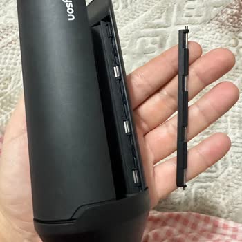 Dyson Coanda Smooth X2 Attachment Broke After 2 Uses