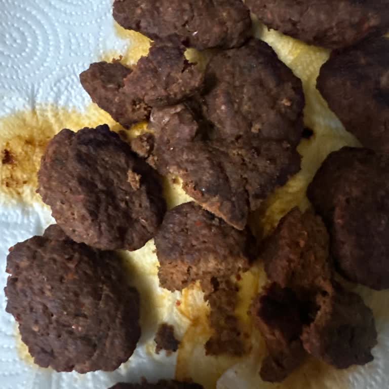 Çocuğum İçin Aldığım Köfte Acı Çıktı Çalışan Yanlış Bilgi Verdi Param Çöpe Gitti