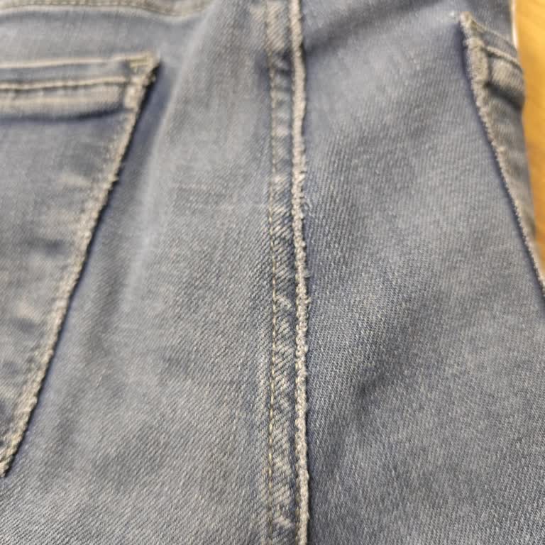 Mavi Pantolonumda Kısa Sürede Deformasyon Ve Renk Solması Yaşadım