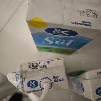 Getirden Aldığım Sütler Bozuk Çıktı İade Süresi Dolduğu İçin Mağdur Oldum