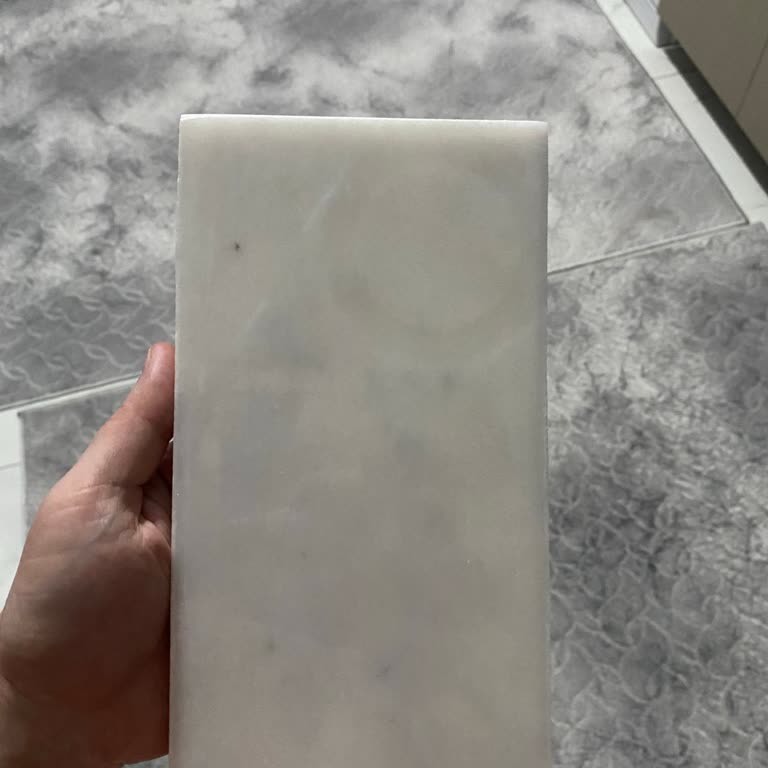 Mermer Görünümlü Yağdanlık Altlığında Kısa Sürede İz Oluştu