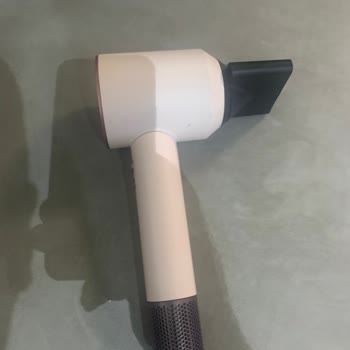 Dyson Supersonic Stops After 5 Seconds, Burning Smell