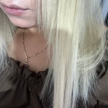 Dyson Airstrait Burned My Hair at 140°C—Requesting Compensation