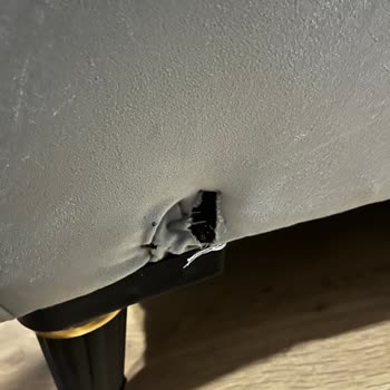 Defalarca Yırtık Berjer Teslimatı Ve İade Sürecinde Mağduriyet Yaşıyorum