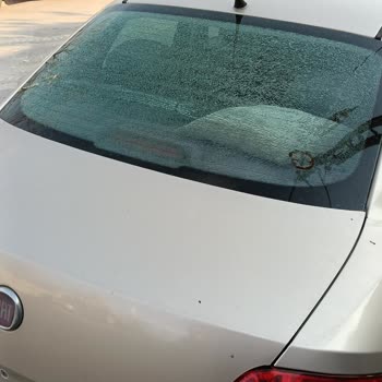 Park Halindeki Araçta Kendiliğinden Patlayan Arka Cam Ve Mağduriyet