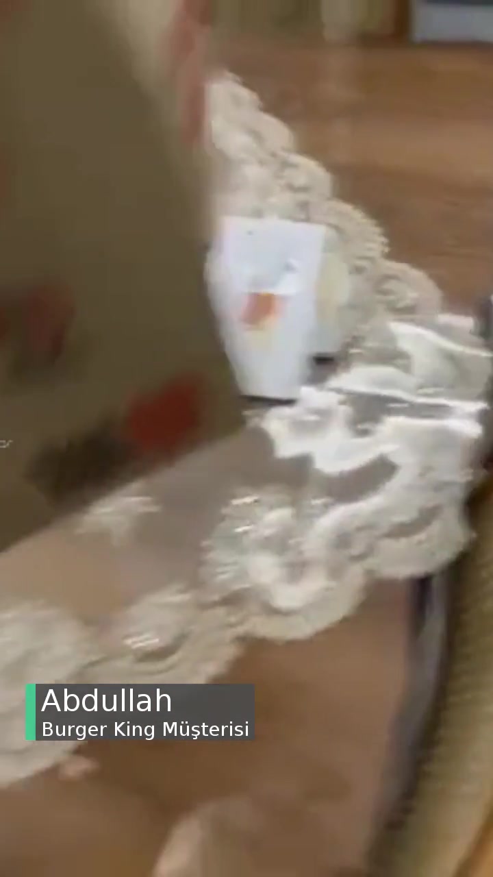 Burger King  Çerkezköy Kötü Hizmet Veriyor! videonun kapak resmi