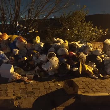 Başıbüyük TOKİ Konutlarında Çöp Toplama Hizmetinin Aksaması Ve Sağlık Riski