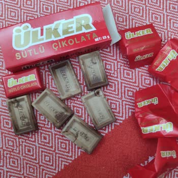 Bozuk Çikolata Satışı Ve Sağlık Riski