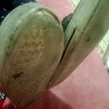 2 Yıl Garanti Verilen Ayakkabı 1 Yılda Kullanılamaz Hale Geldi, Değişim Yapılmadı