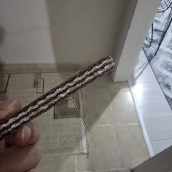 Hoşbeş Gofretin İçinden İğne Çıkmasıyla Sağlık Riski Ve Güven Kaybı