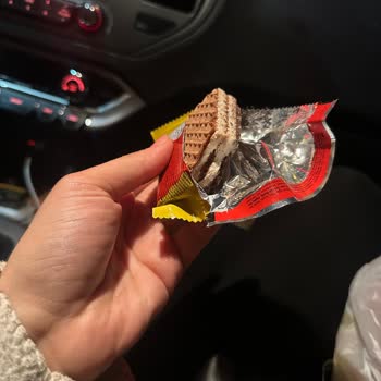 Aldığım Gofretin Yarısı Eksikti, Hijyen Endişesi Yaşadım