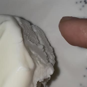 Dondurma İçinden Kıl Çıkması: Hijyen Ve Sağlık Açısından Endişe Verici Olay