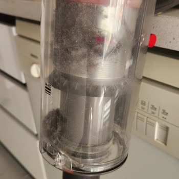 Dyson V15 Detect Süpürgemde Toz Kaçırma Ve Servis İlgisizliği Sorunu